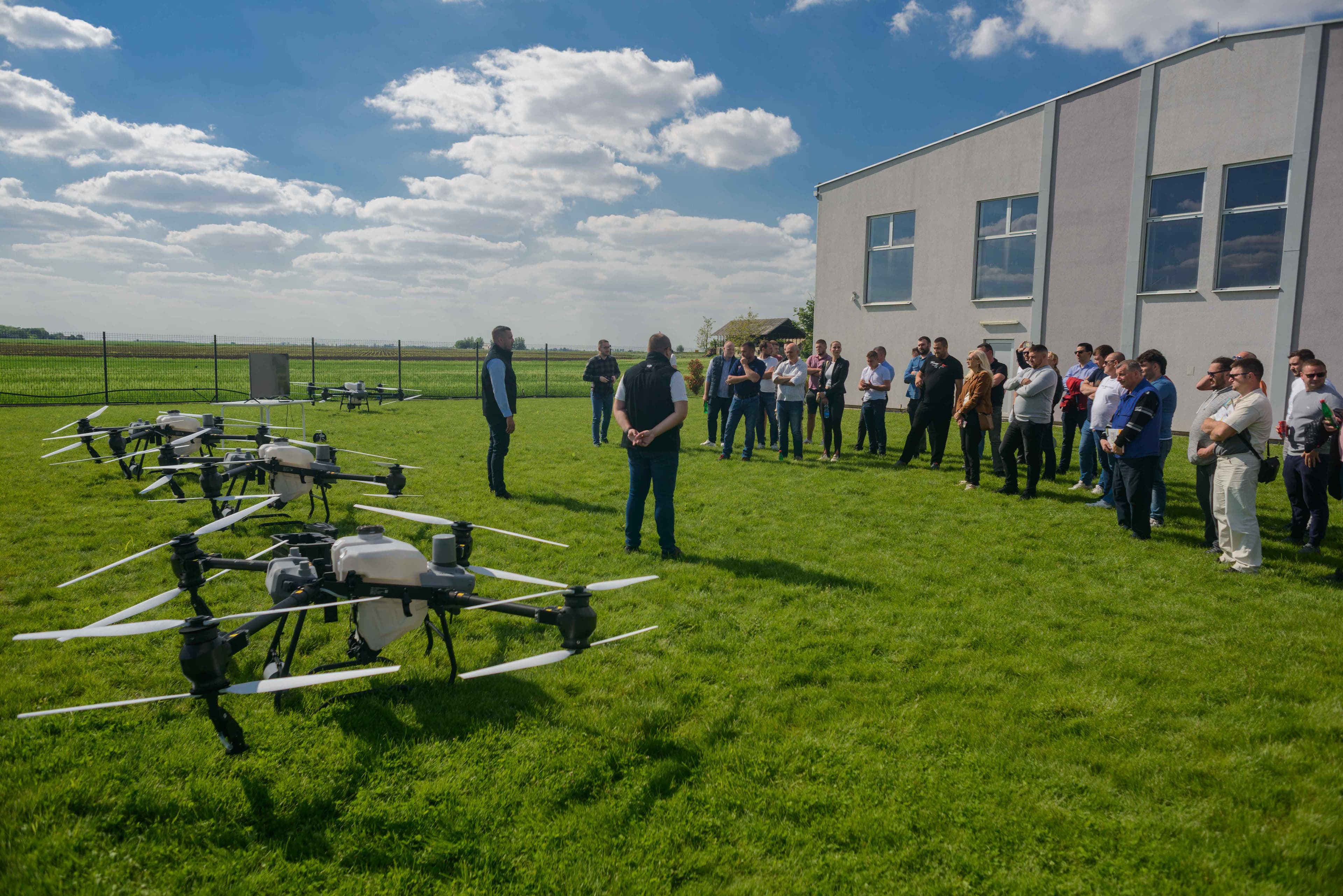 Dronovi u poljoprivredi